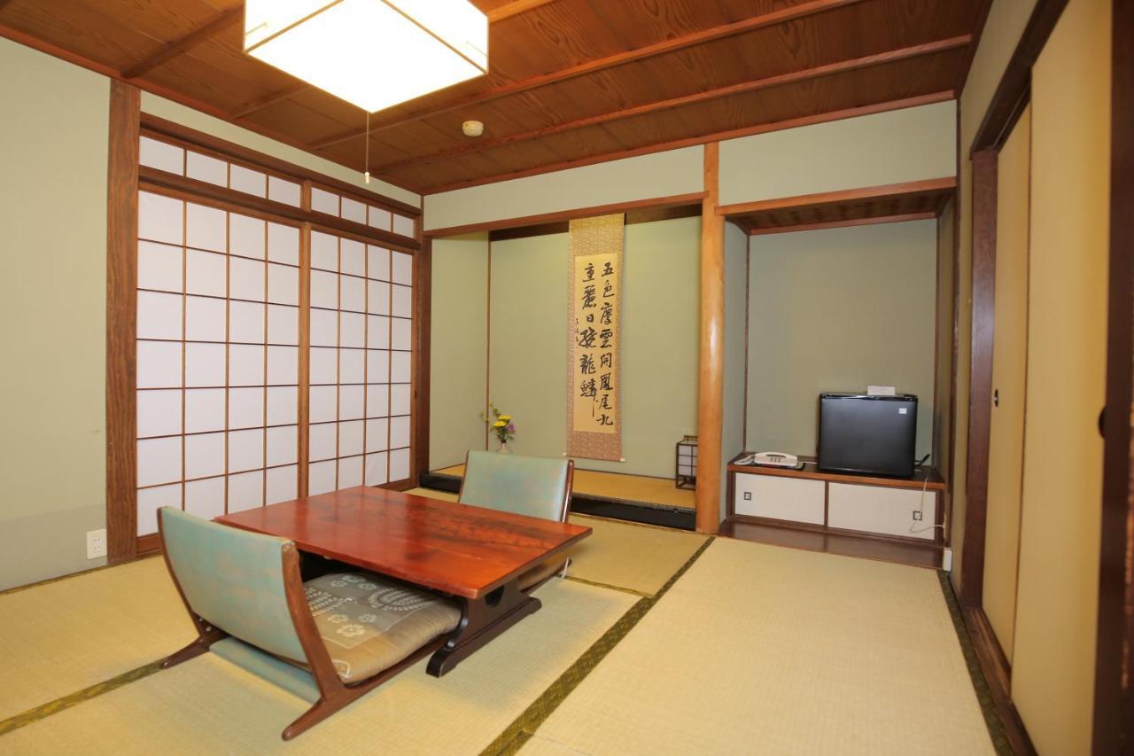Ryori Ryokan Tsurugata Kurashiki Exterior photo